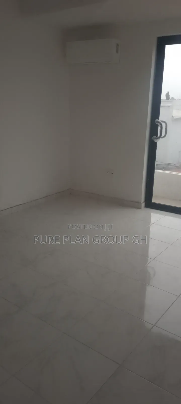 2bdrm House in A&C Mall for rent