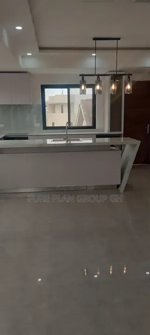 2bdrm House in A&C Mall for rent