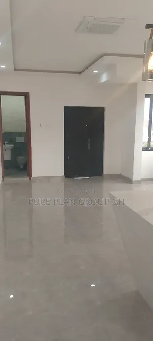 2bdrm House in A&C Mall for rent