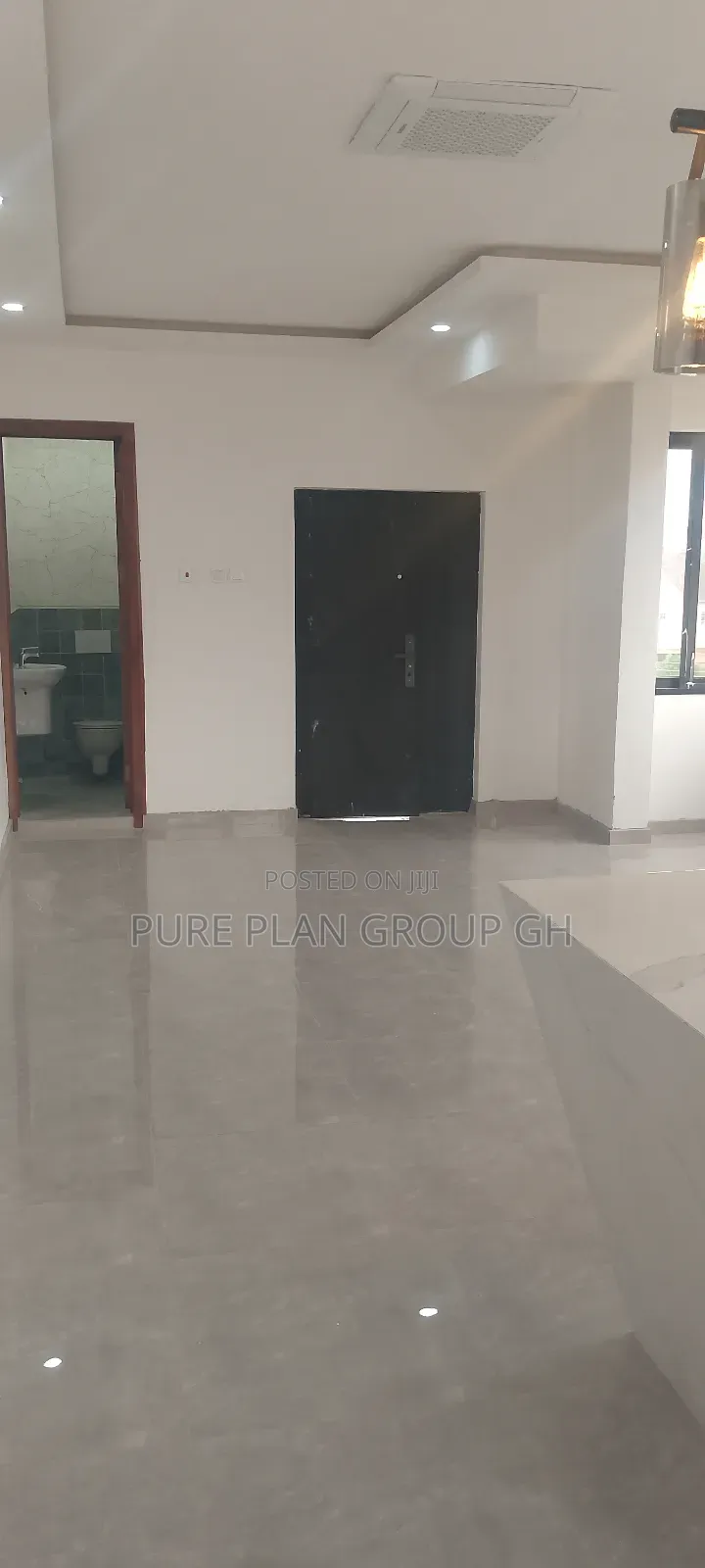 2bdrm House in A&C Mall for rent