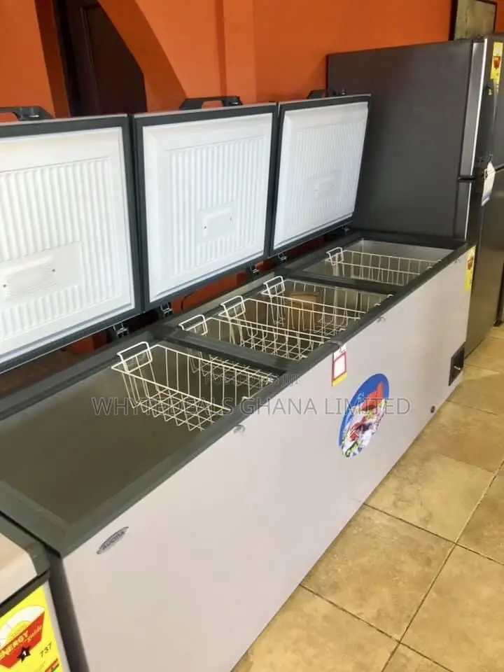Aucma 3–Doors 850ltrs Durable Chest Freezer for Cold Stores