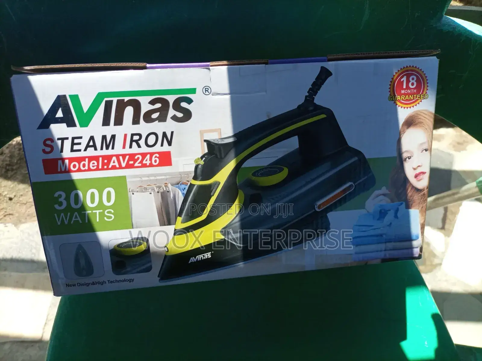Avinas Steam Iron