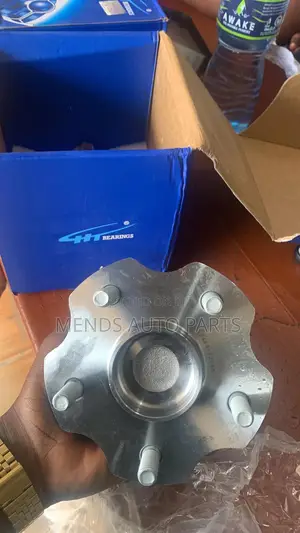 Rav 4 2020 Back Hub