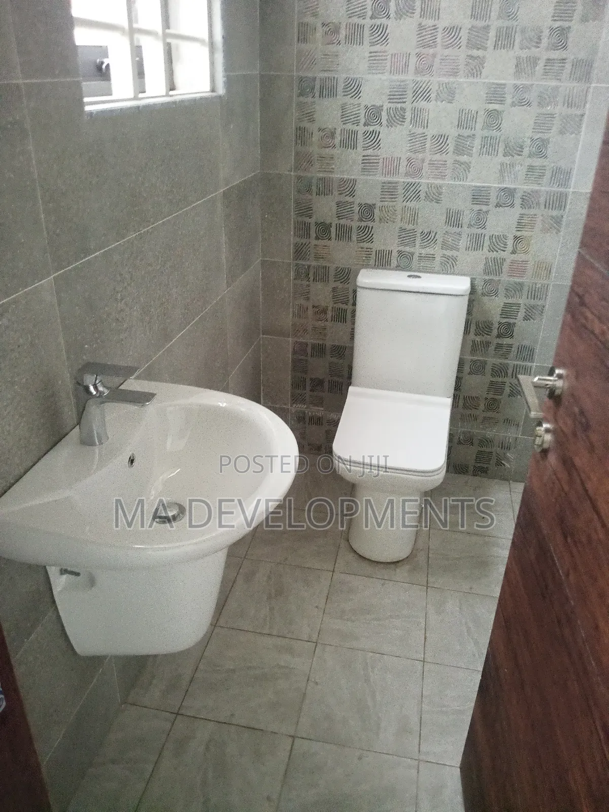 5bdrm Duplex in Ma Developments, CFC Estates for sale