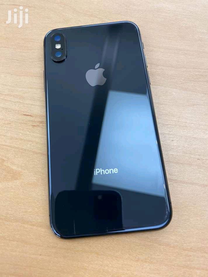 Apple iPhone X 64 GB Black