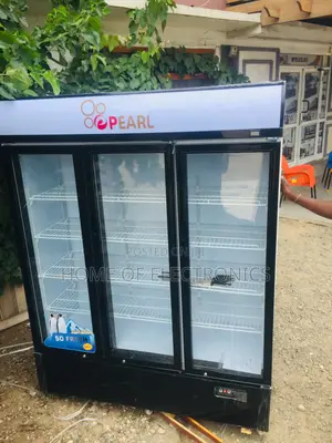 Current Price Pearl 3 Doors Display Showcase Refrigerator