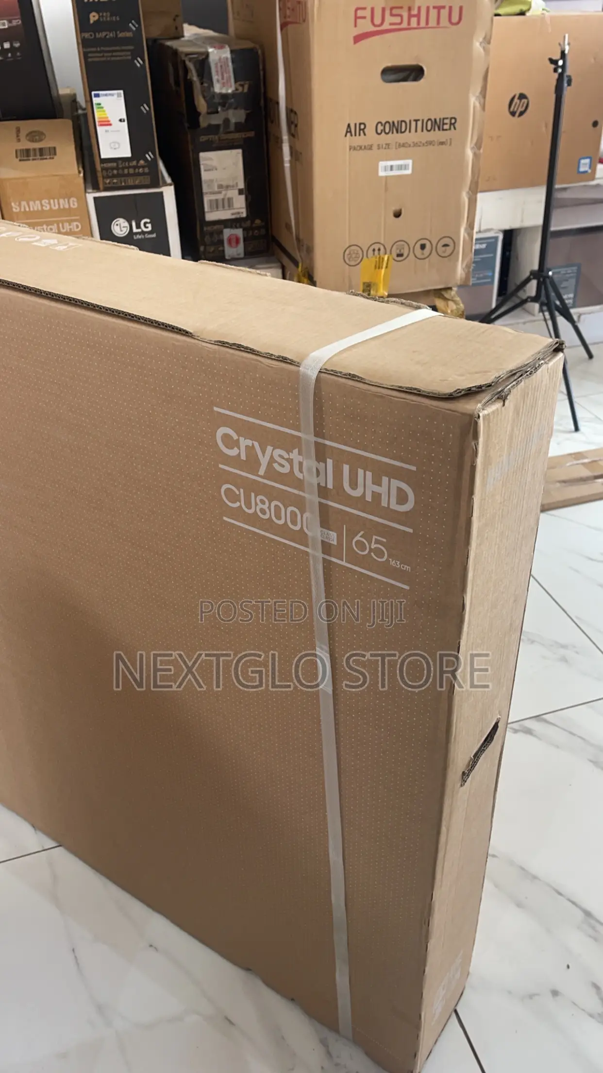 65” Crystal Uhd Cu8000 Smart Tv (2023)