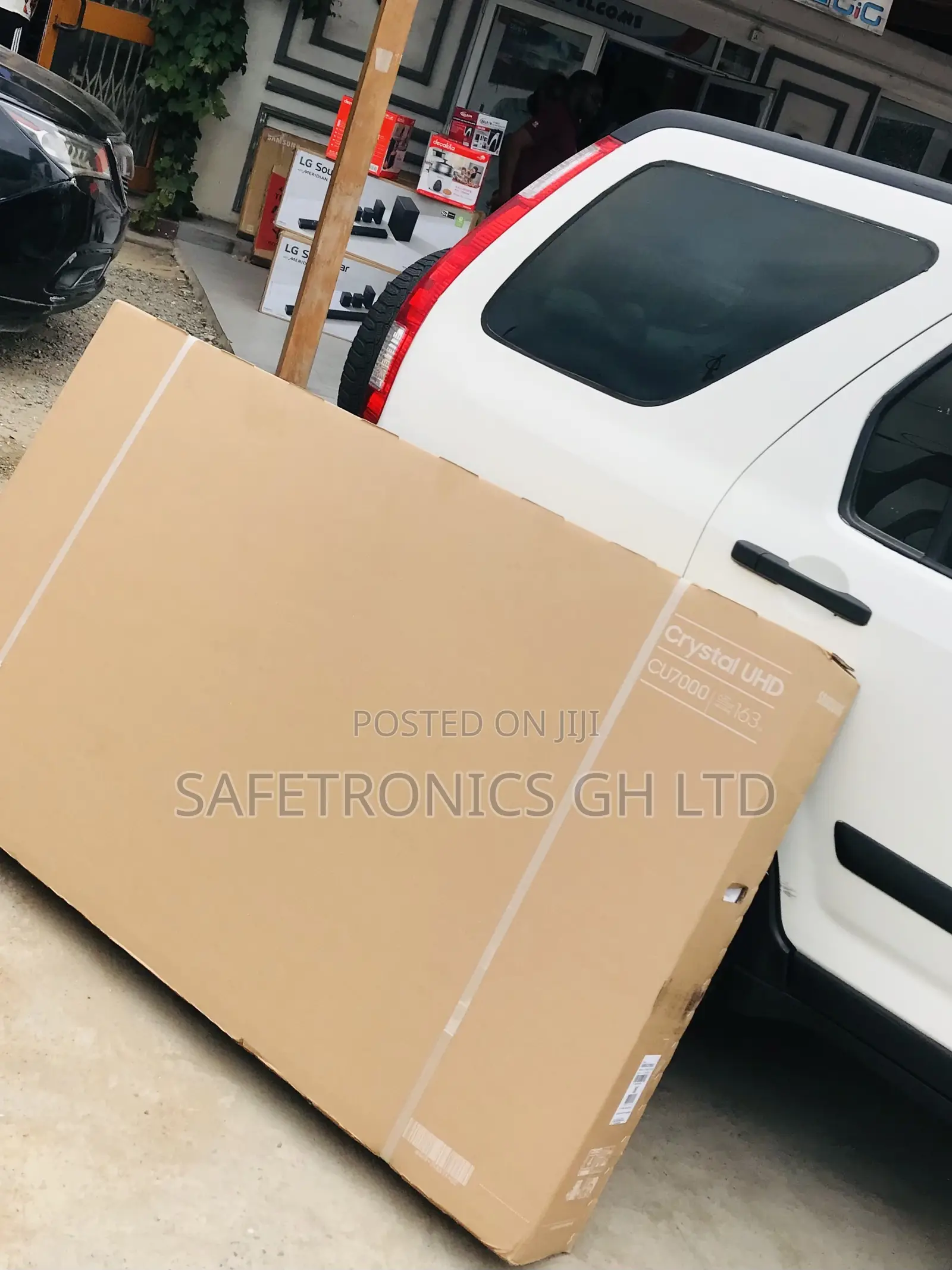 Boxed 85 Inch Cu80 Led Samsung Smart Uhd Tv