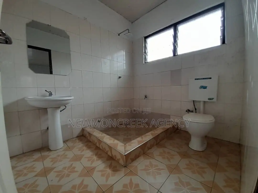 3bdrm Bungalow in Malejor Estates, Accra Metropolitan for sale
