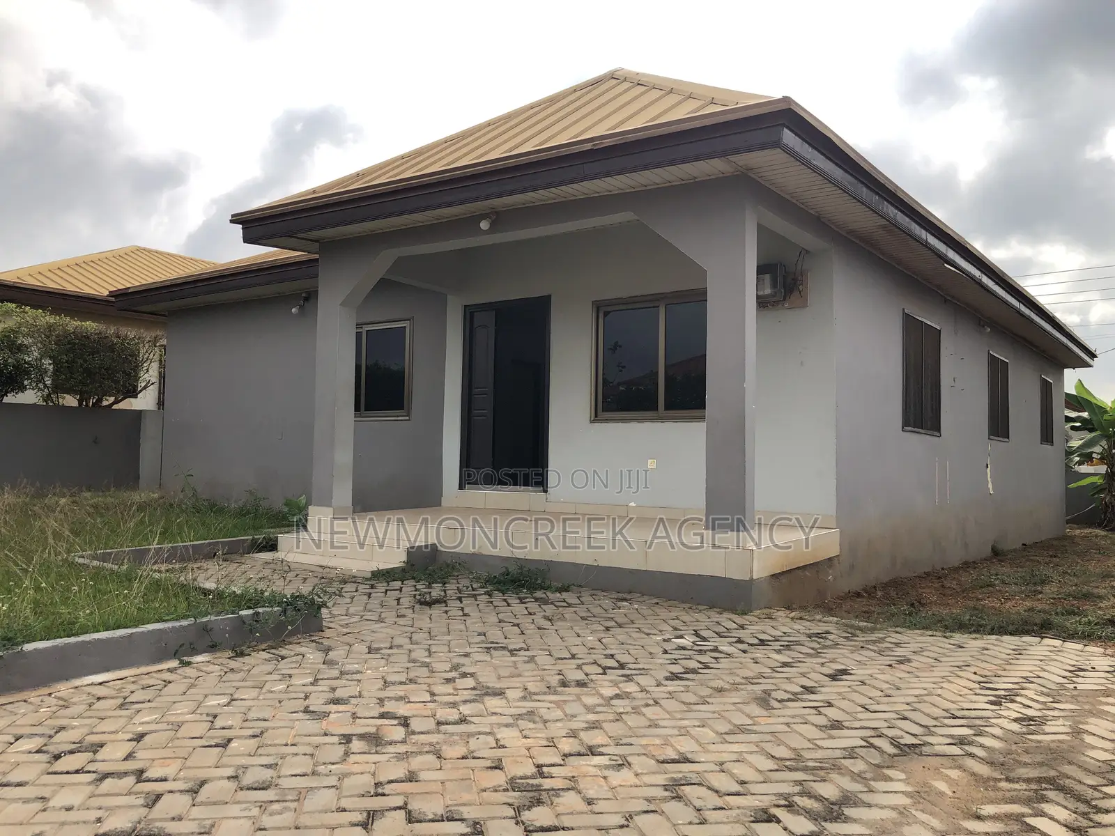 3bdrm Bungalow in Malejor Estates, Accra Metropolitan for sale