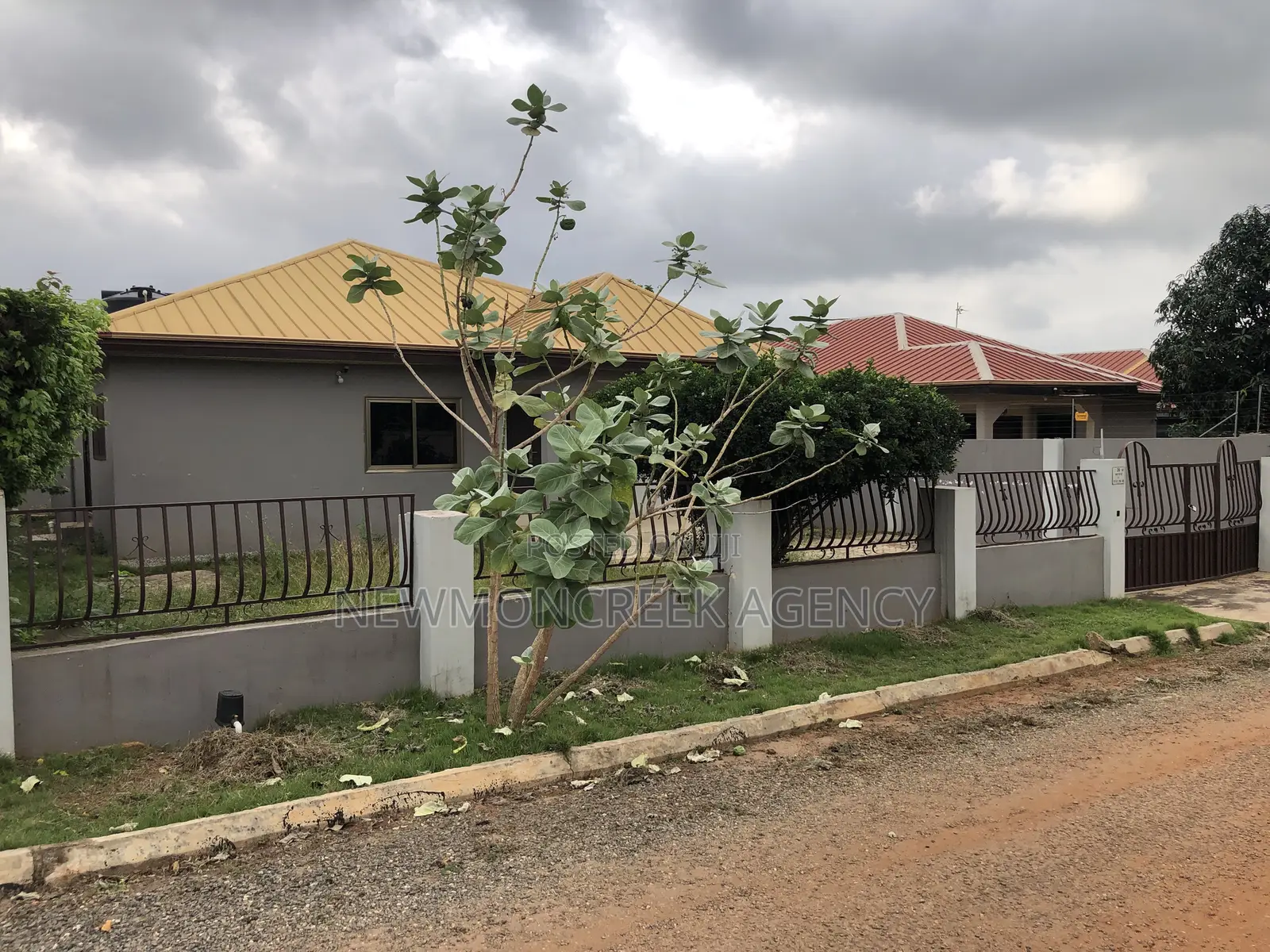3bdrm Bungalow in Malejor Estates, Accra Metropolitan for sale