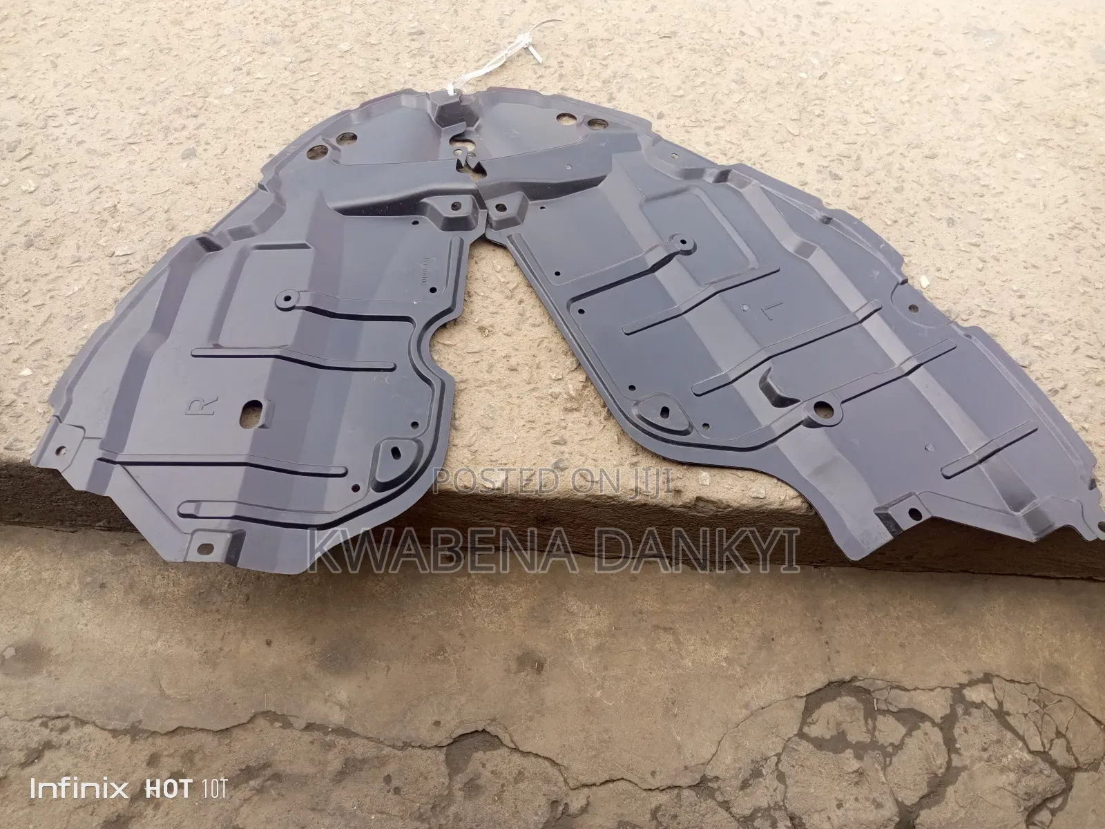 Toyota Camry Engine Under Cover