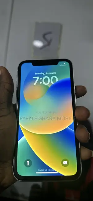 Apple iPhone 11 64 GB White