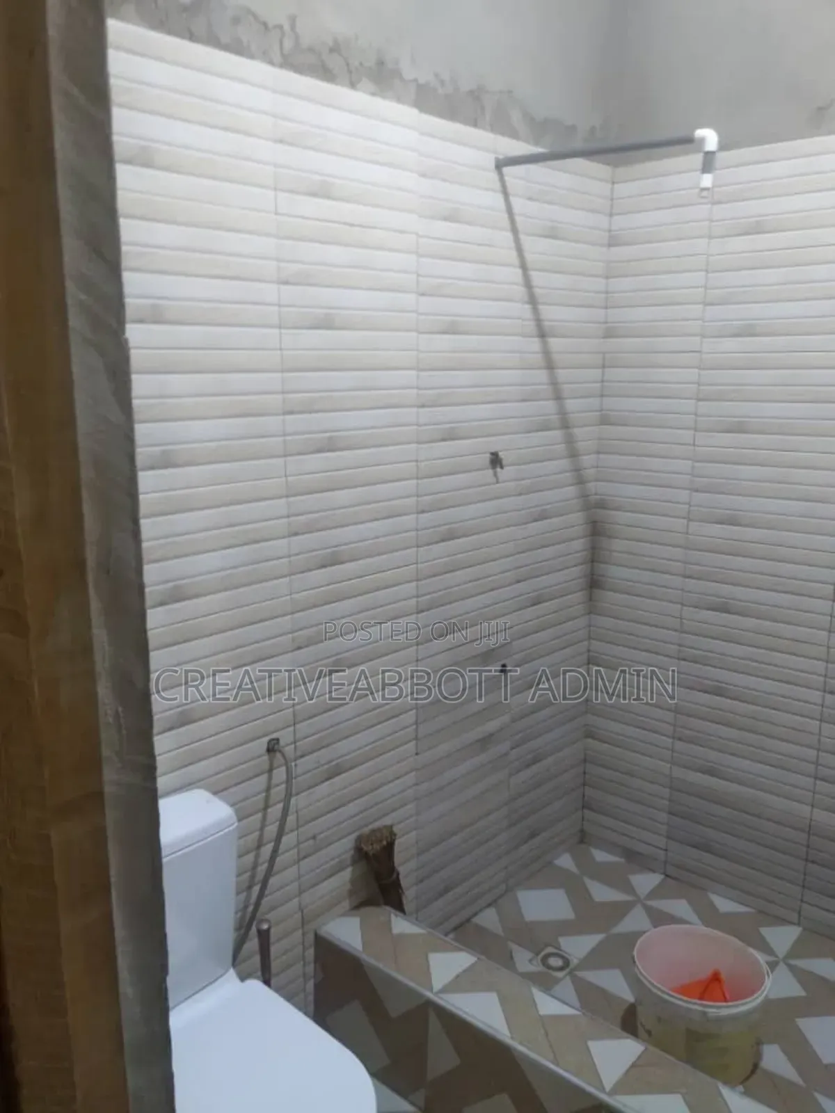 6bdrm Bungalow in Mountain View, Toll Booth for sale