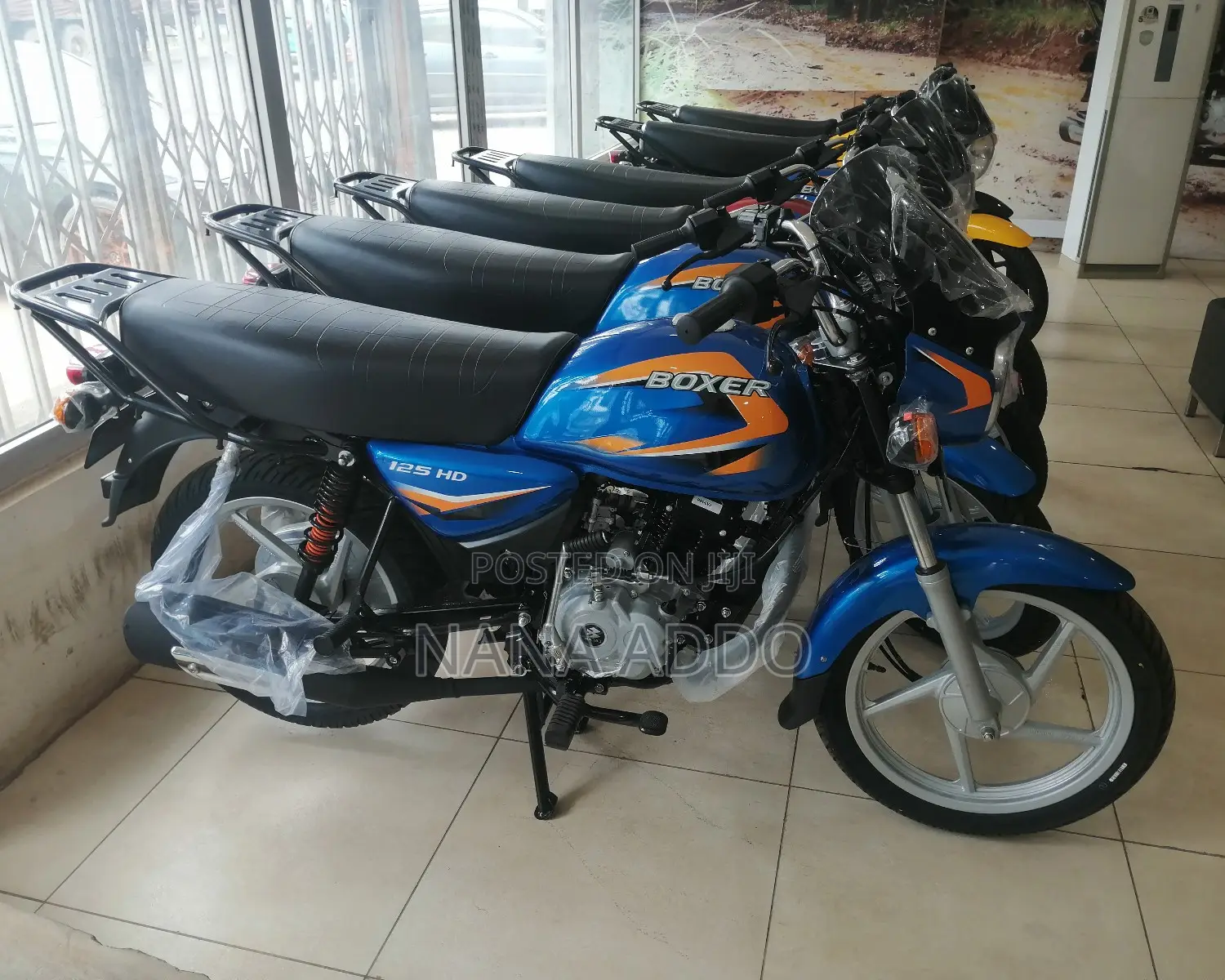 New Bajaj Boxer 125 2024