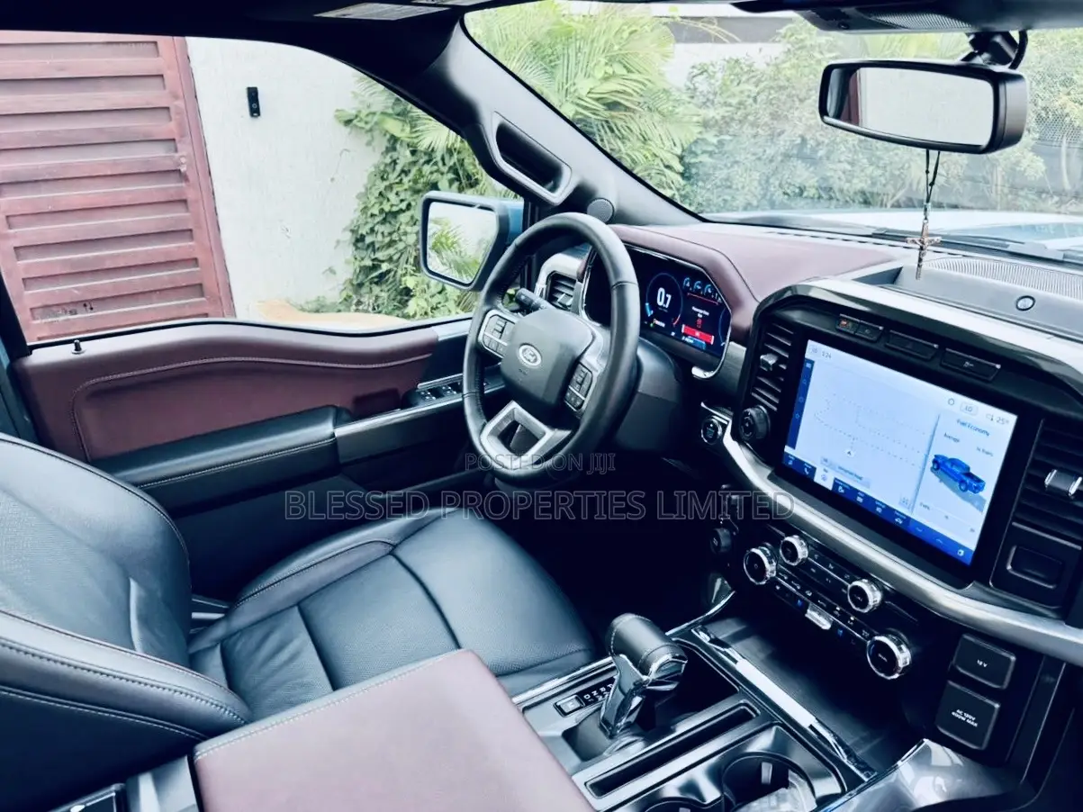 Ford F-150 LARIAT 2023 Blue