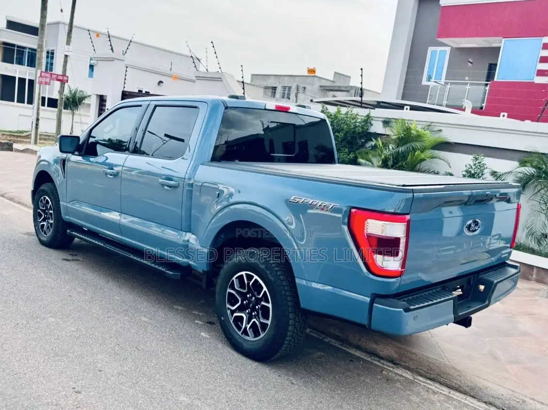 Ford F-150 LARIAT 2023 Blue