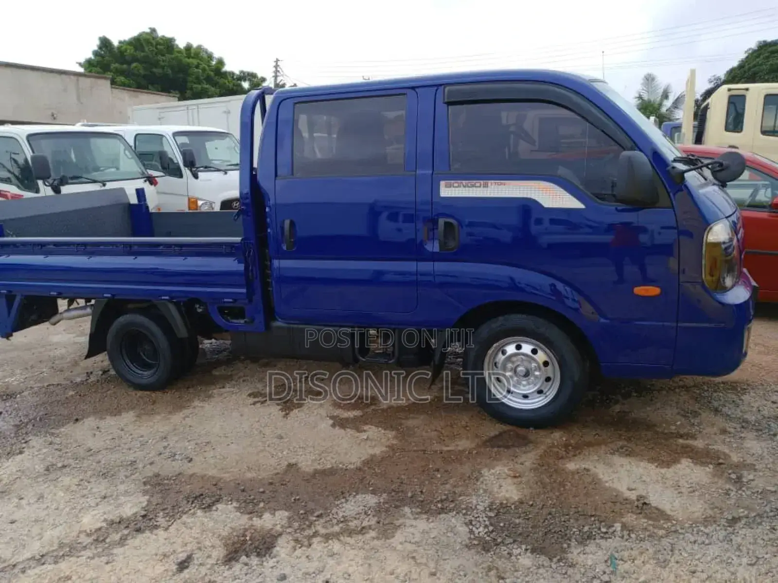 2015 Kia Bongo 
Double Door
Has a Lift Gate