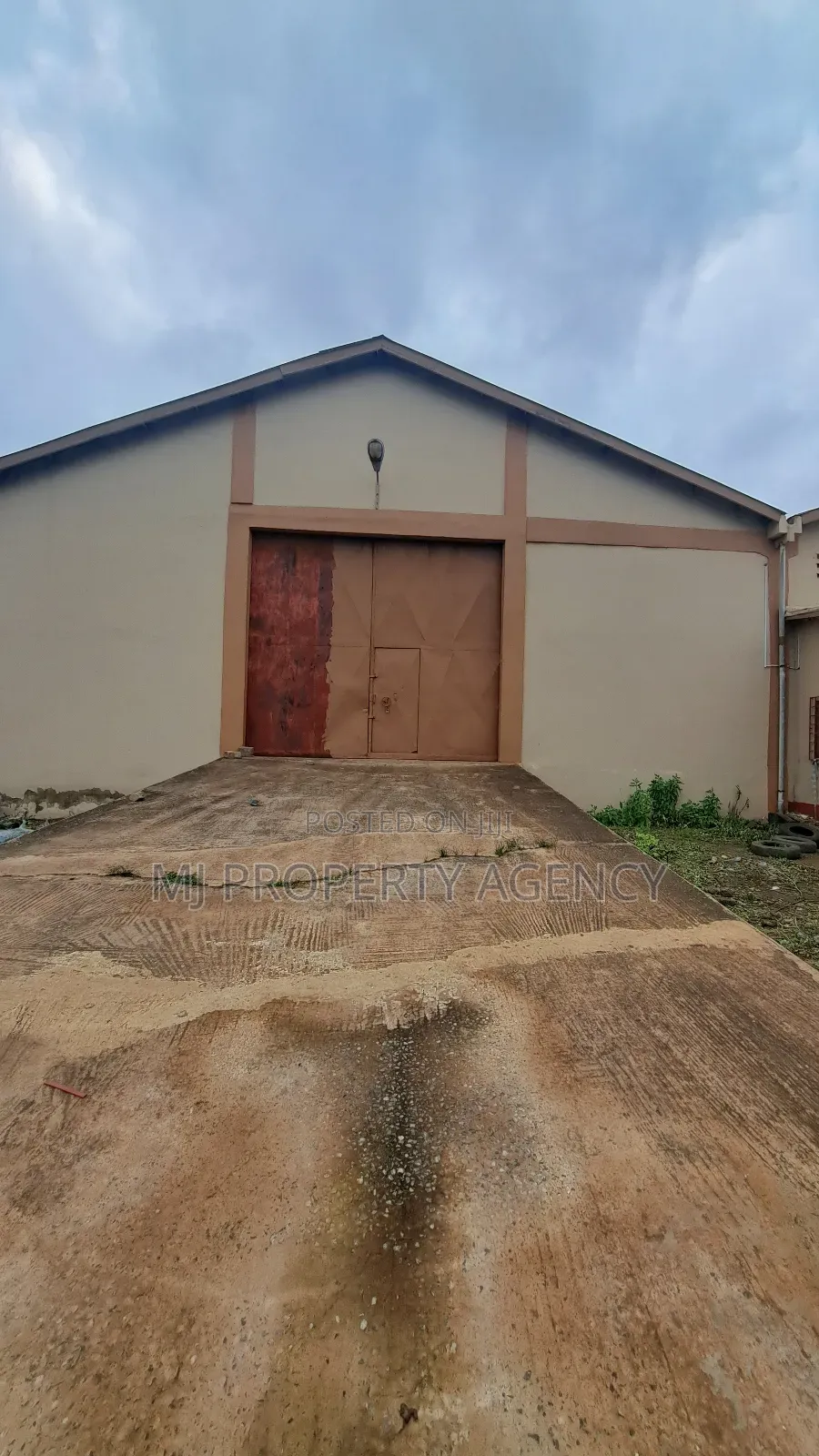 450 SQM Warehouse at Tema Industrial Area