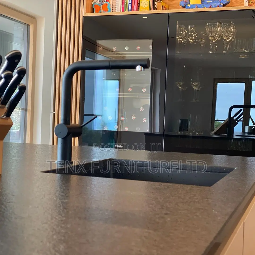 Kitchen Cabinet (Grey Vine)