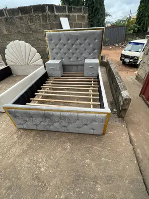 Double Bed And Side Drawers Available