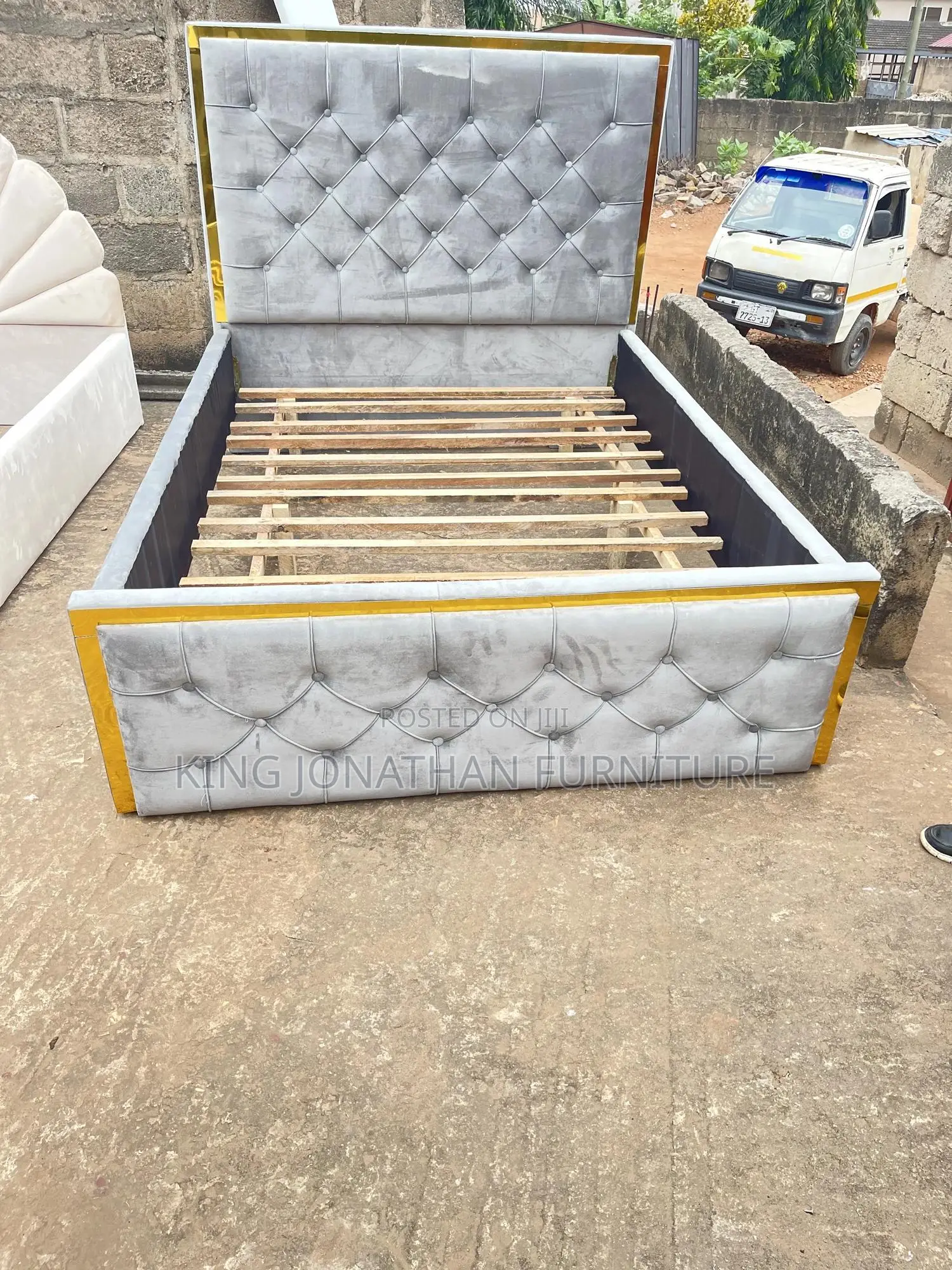 Double Bed And Side Drawers Available