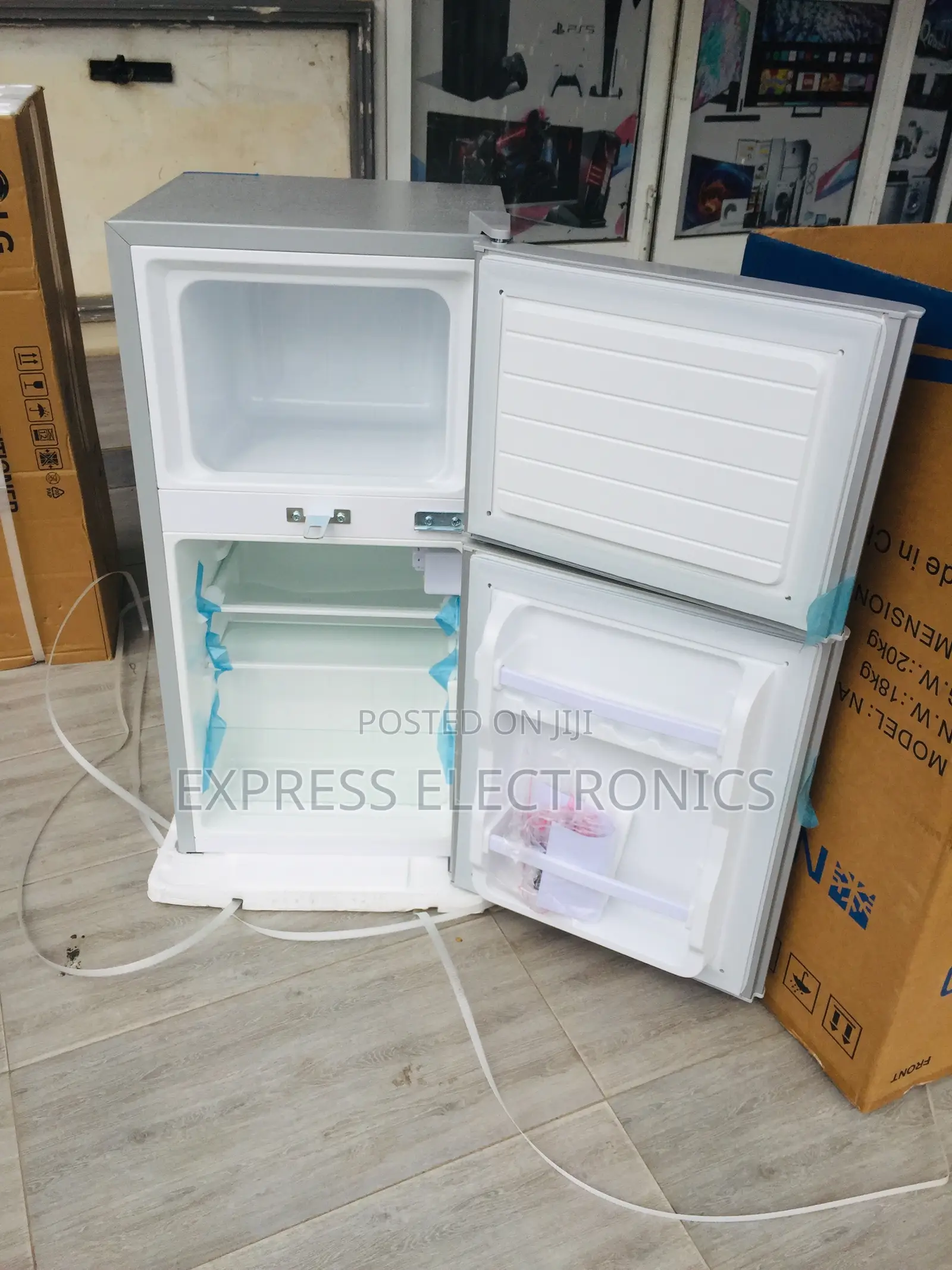 High Quality Sleek Grey Double Door Nasco Fridge