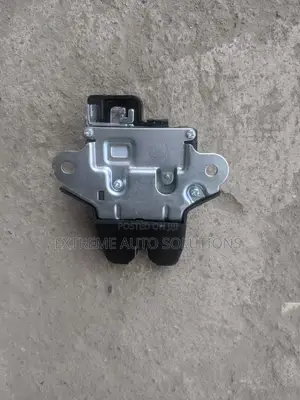 Hyundai Elantra 2015 Trunk Lock