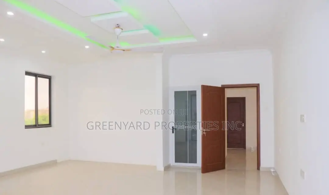 4bdrm House in Shandonia Garden, Tema Metropolitan for sale