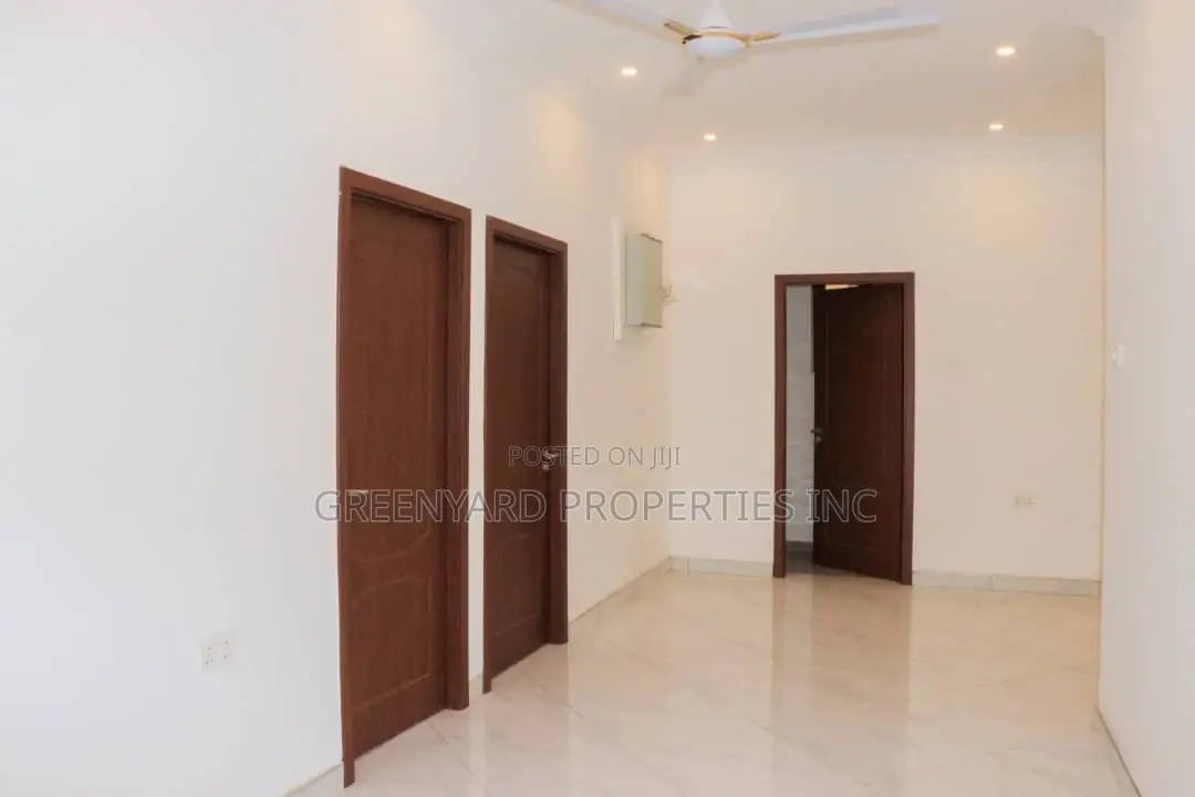 4bdrm House in Shandonia Garden, Tema Metropolitan for sale