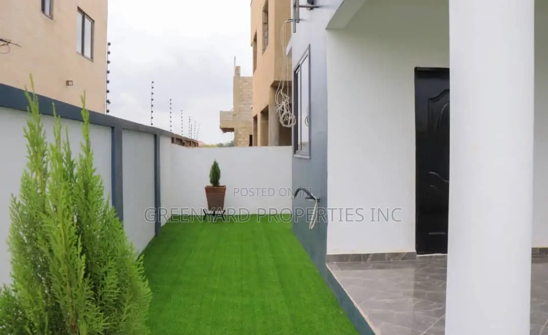 4bdrm House in Shandonia Garden, Tema Metropolitan for sale