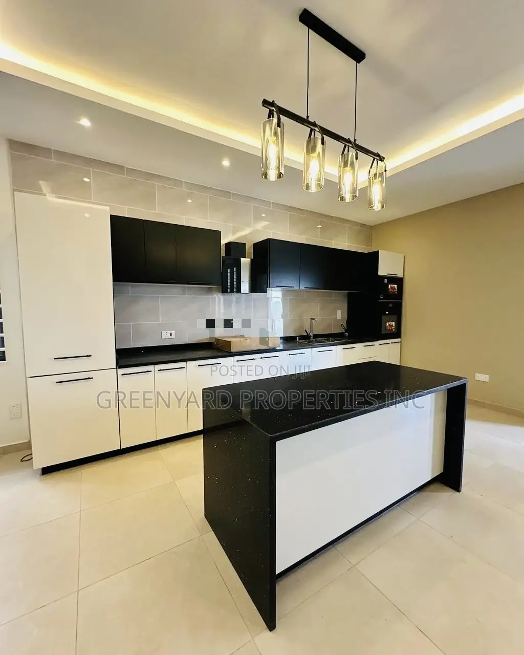 4bdrm House in Lakeside for sale