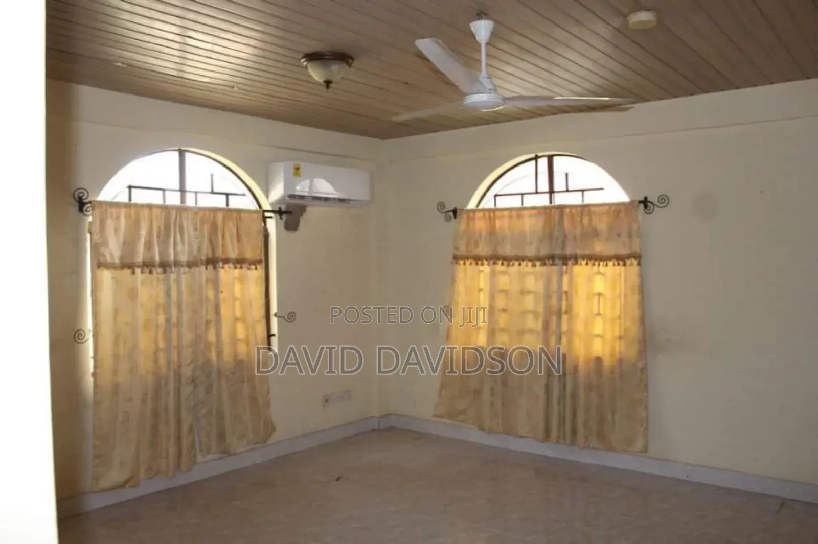 5bdrm House in 5 Bedroom House, Tema Metropolitan for rent