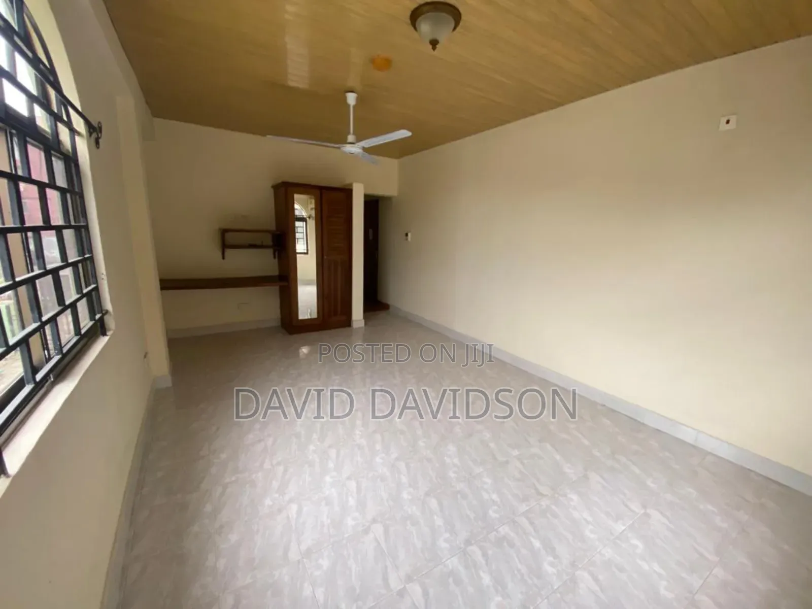 5bdrm House in 5 Bedroom House, Tema Metropolitan for rent