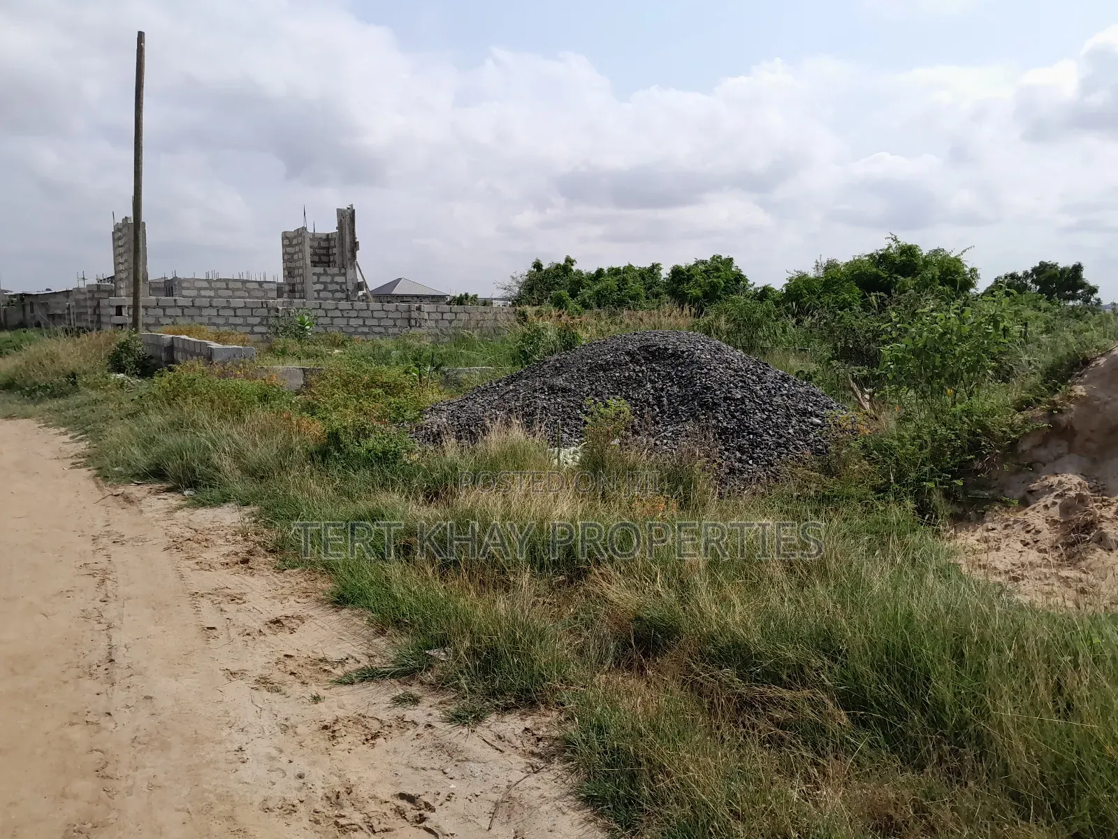 Half Plot of Land for Sale at Lashibi