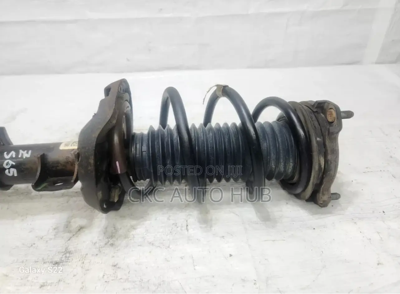 2017-2020 Hyundai Elantra Shock Strut Absorber
