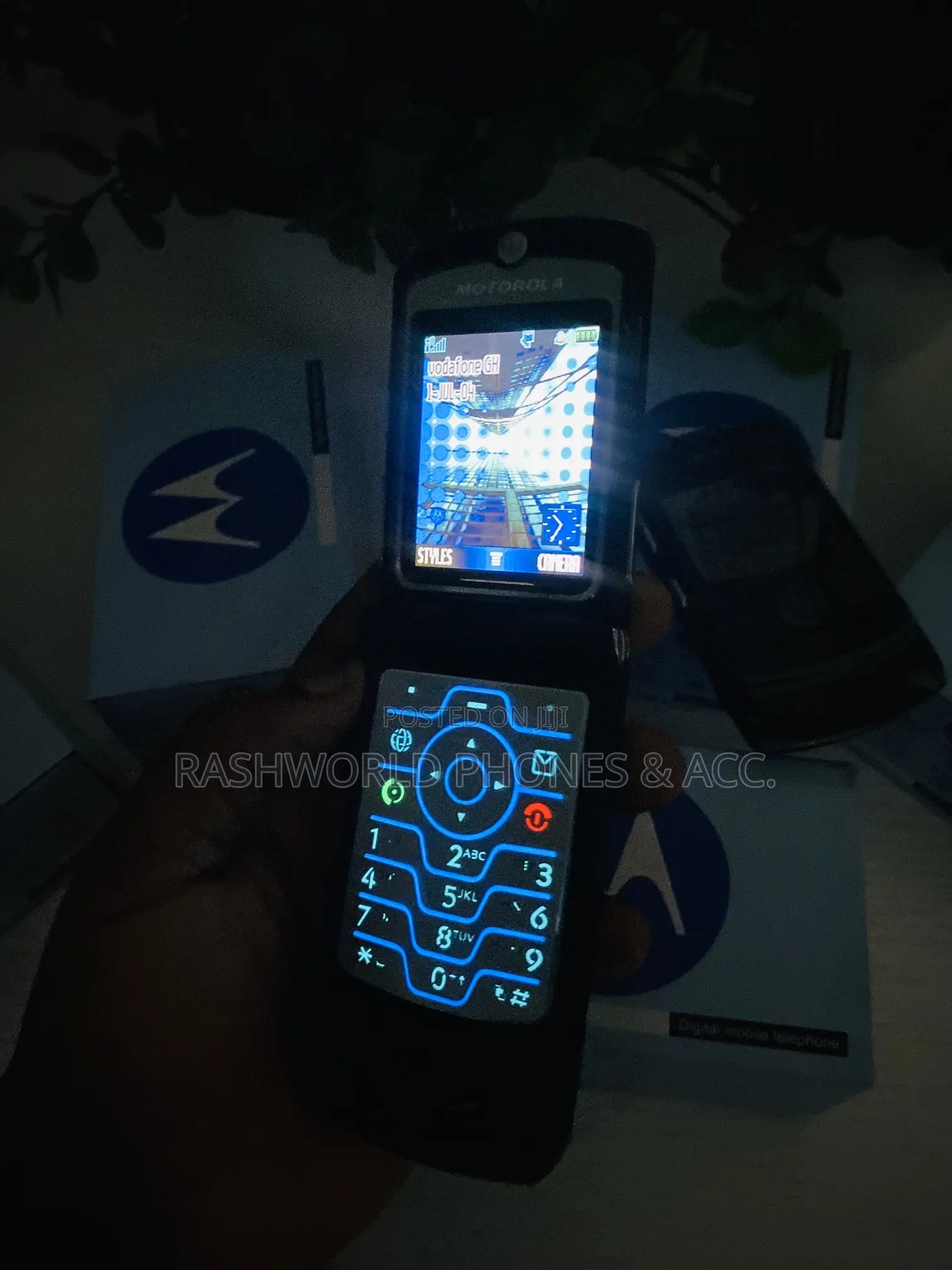 New Motorola RAZR V3 Black