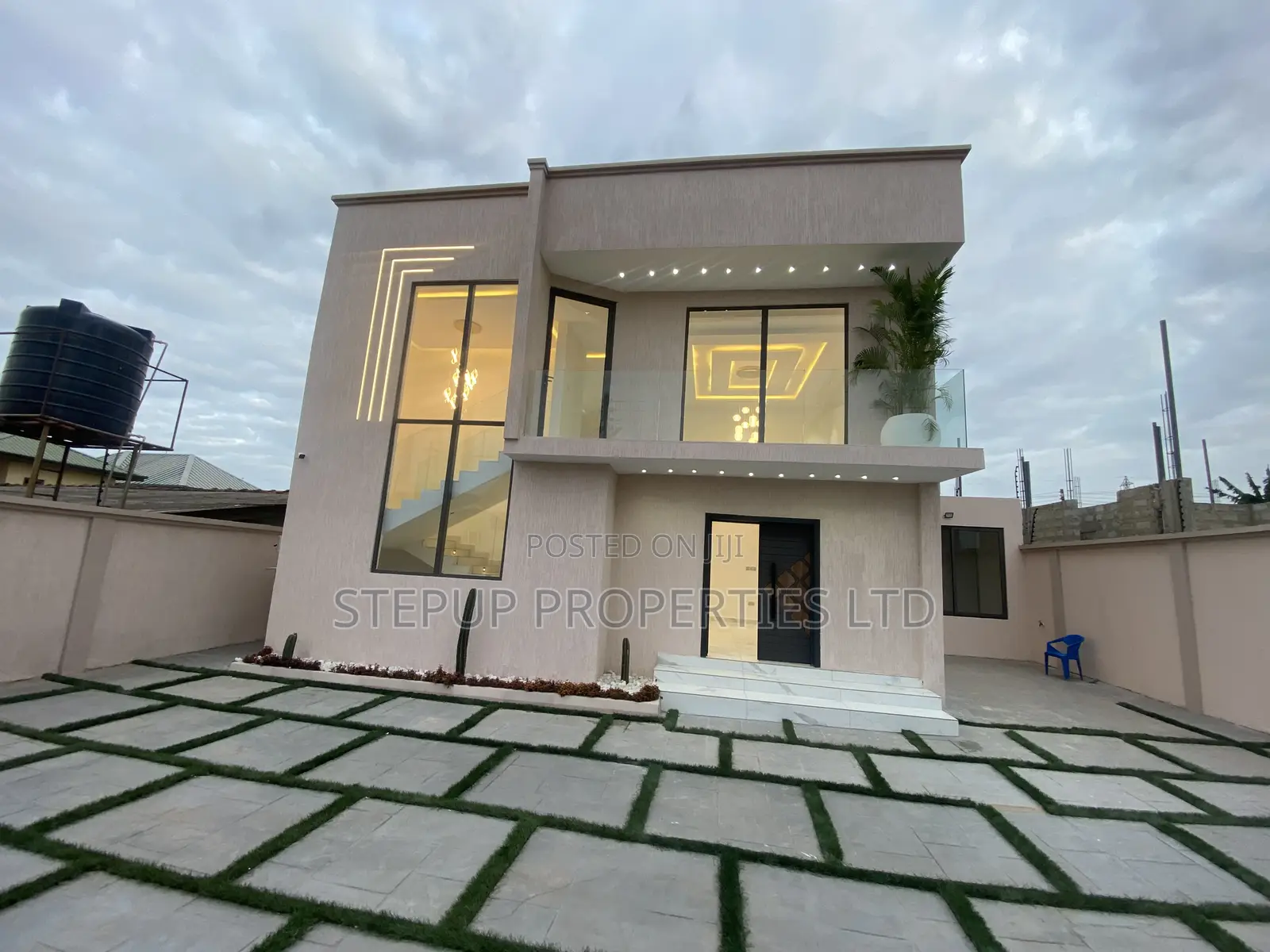 4bdrm House in A.R.S, East Legon for sale