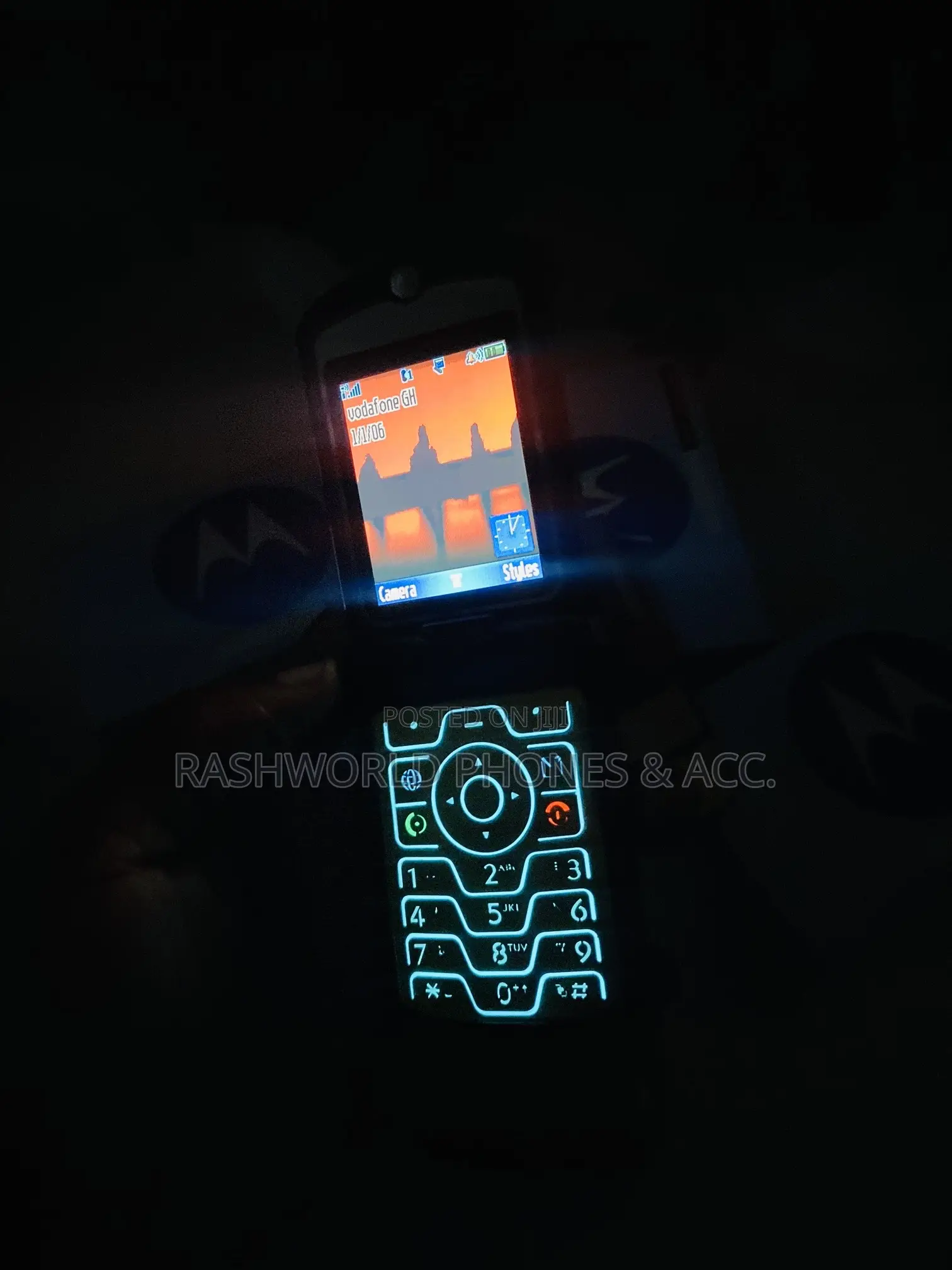 New Motorola RAZR V3 Gold