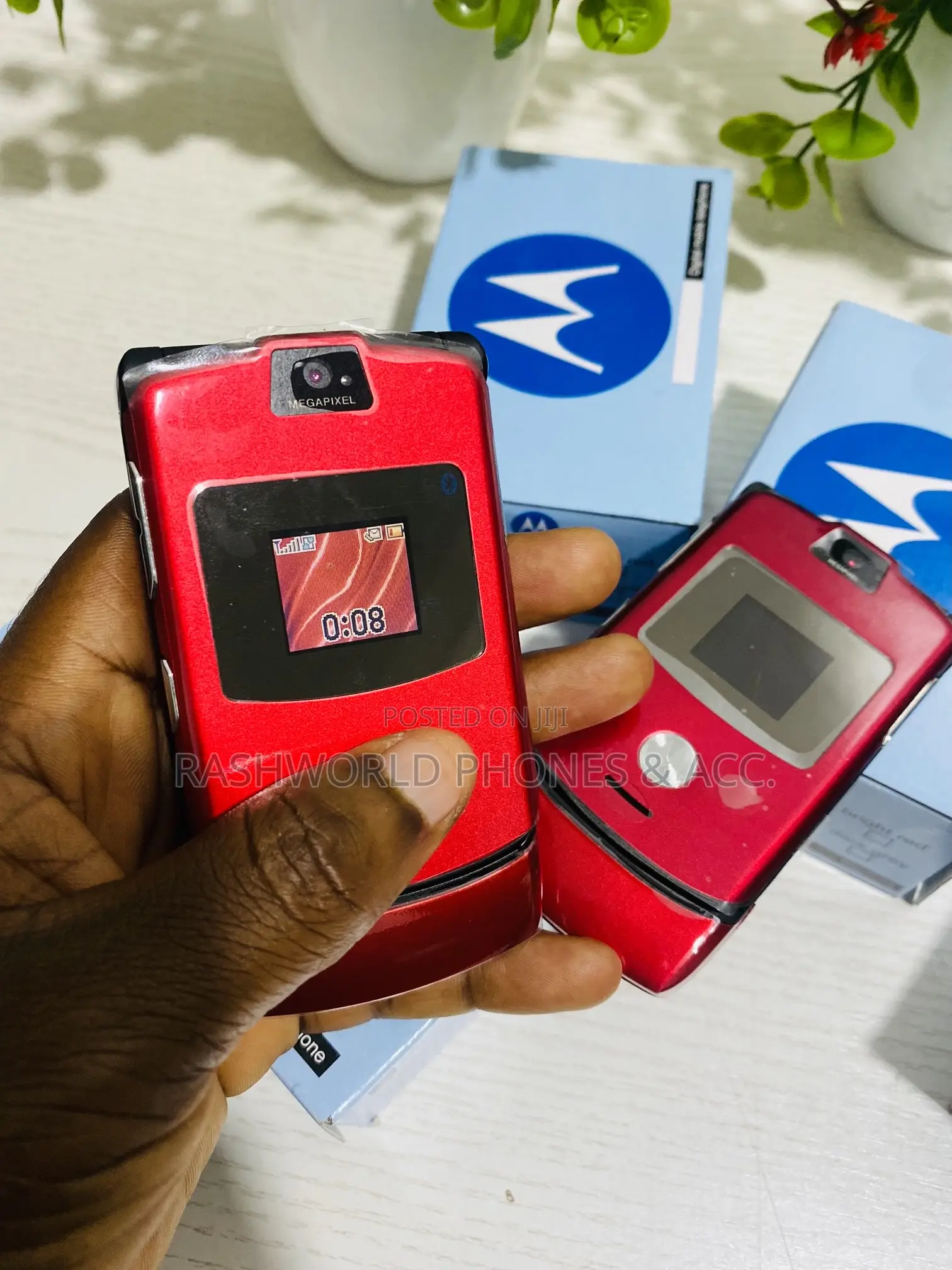 New Motorola RAZR V3 Red