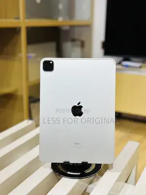 Apple iPad Pro 11 (2022) 256 GB Silver