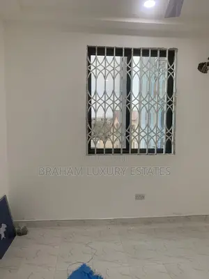 2bdrm Apartment in Royal Palm Street, Tseaddo for rent