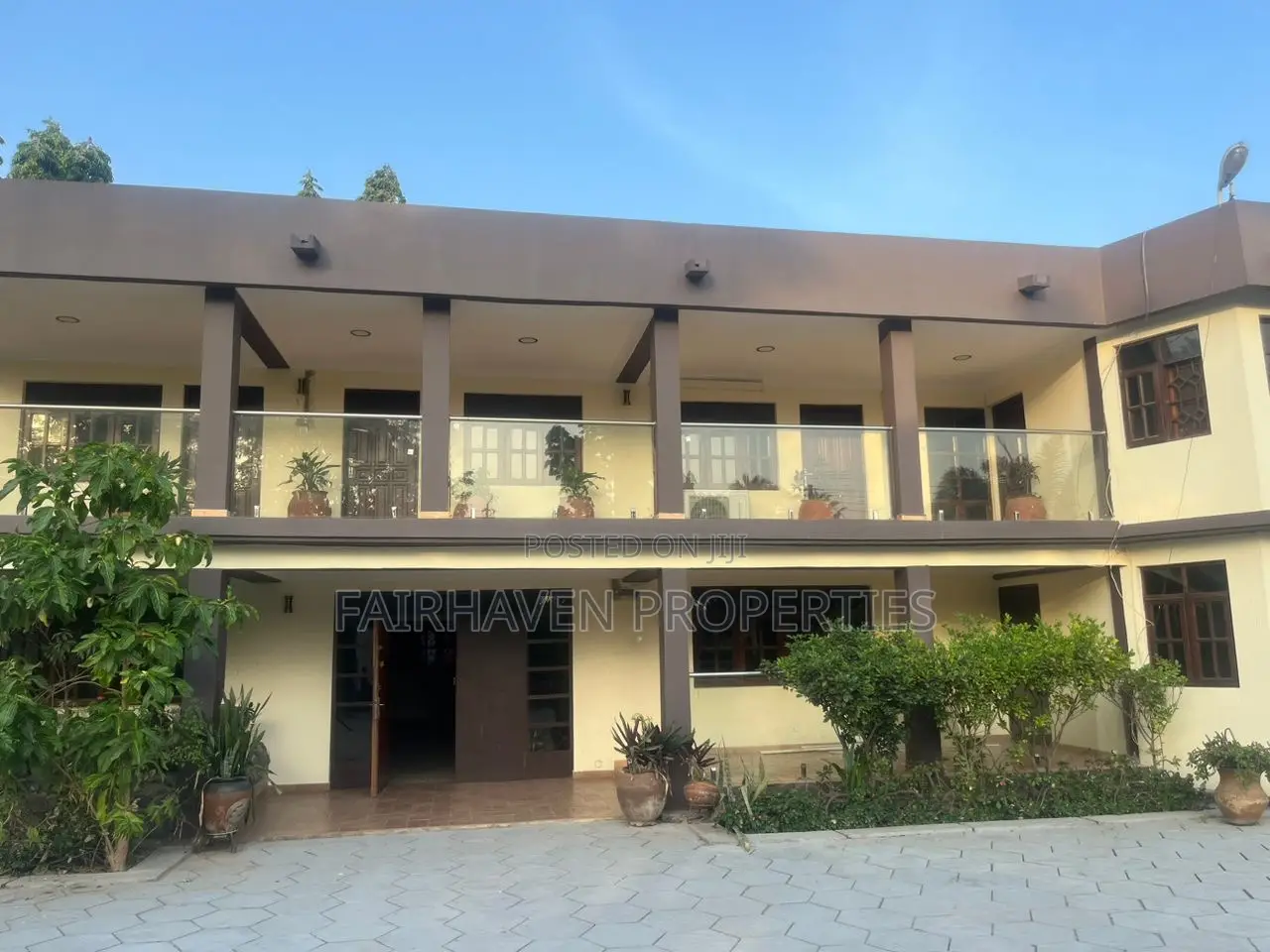 7bdrm House in Fairhaven, Cantonments for rent