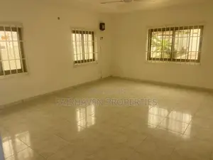3bdrm House in Bushroad, Teshie for rent