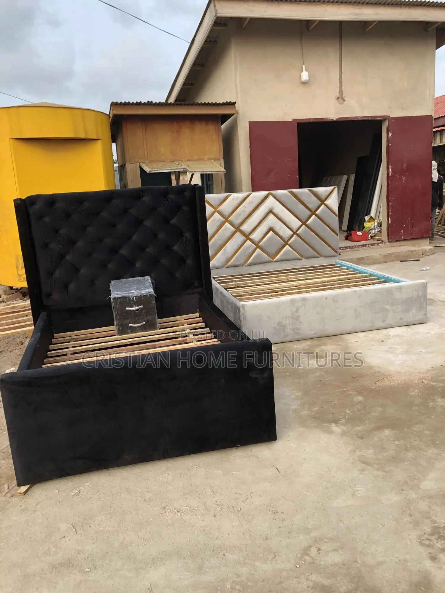 Quality Fabric Bed for Sale