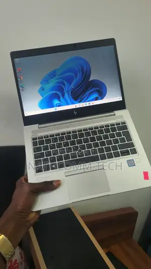 Laptop HP EliteBook 830 G6 8GB Intel Core i5 SSD 256GB