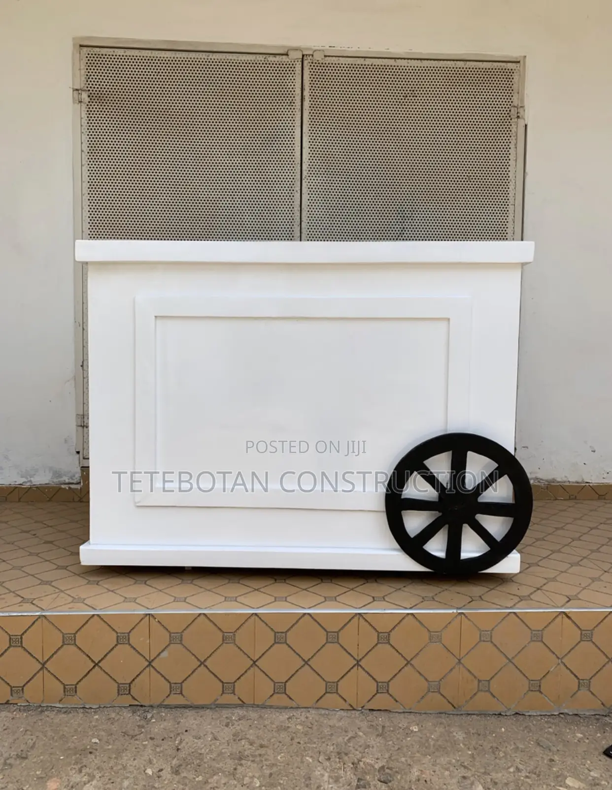 Foldable Wooden Shop / Table / Showcase Stand