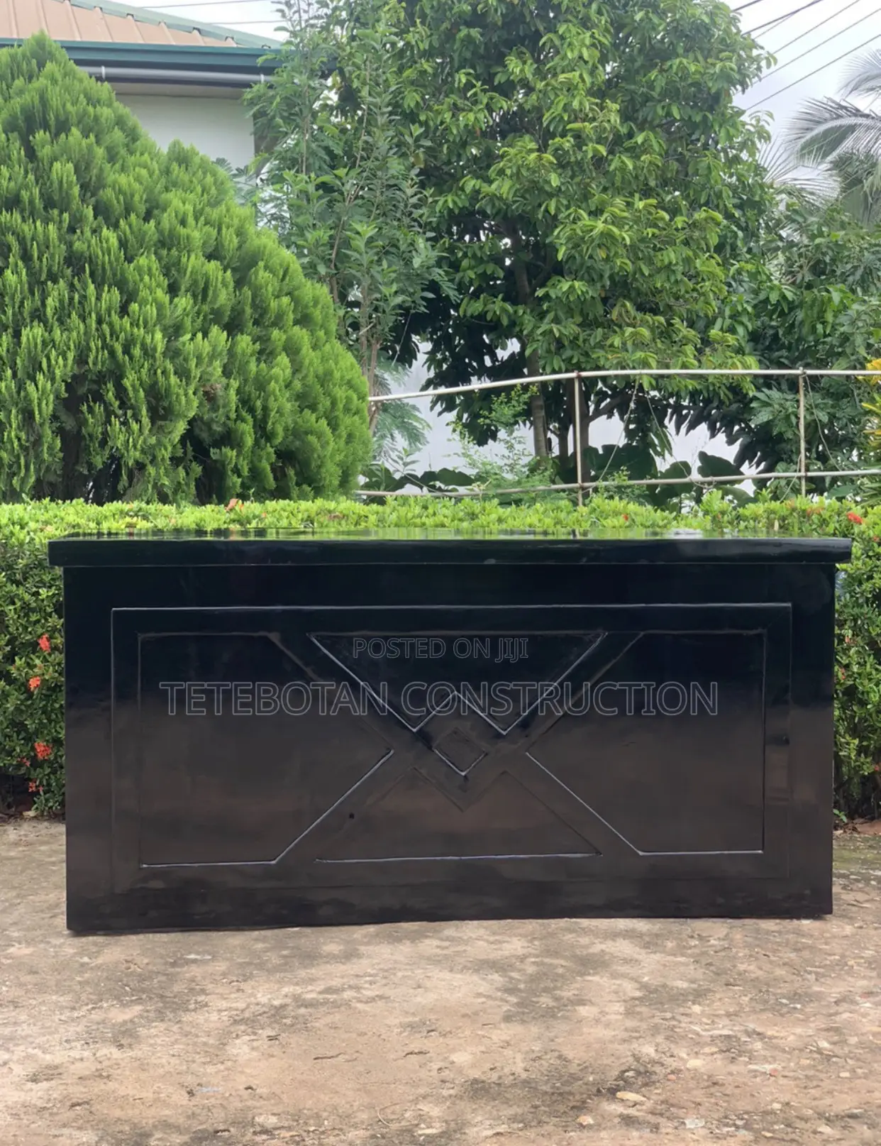 Foldable Wooden Shop / Table / Showcase Stand