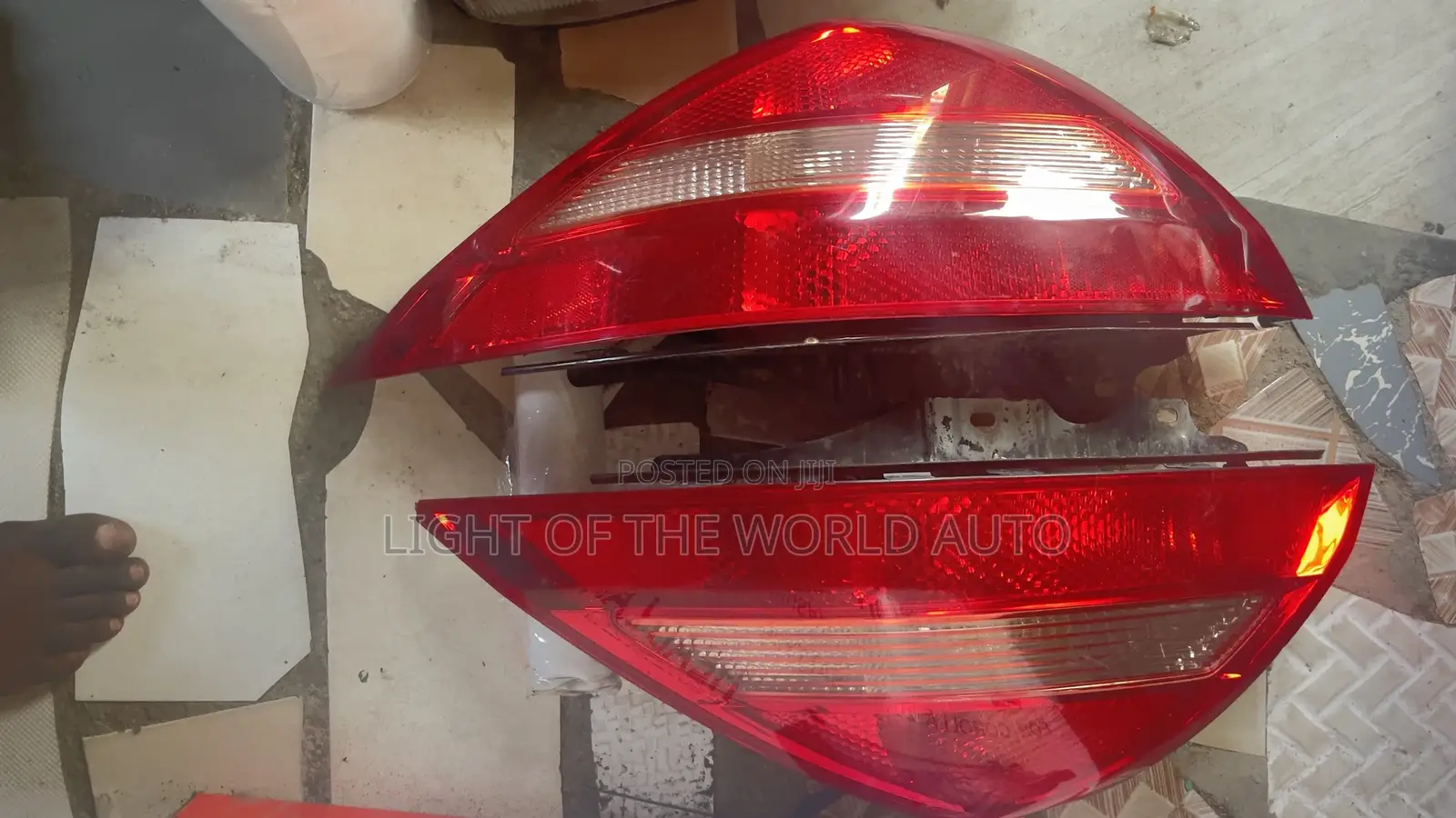 Honda Accord 05 Taillight