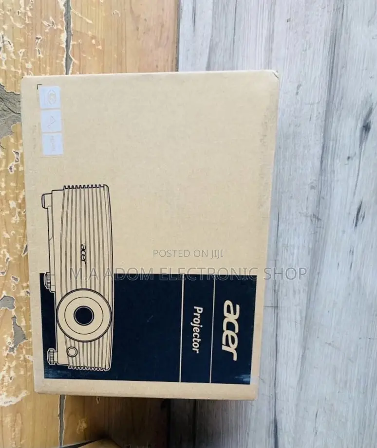 Brand New Acer Projector X1226/4000 Lumens/DLP/Svga.